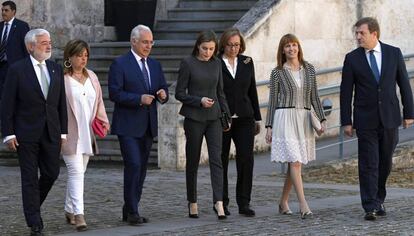 La Reina, el director de la RAE y el presidente de La Rioja en San Millán de la Cogolla.