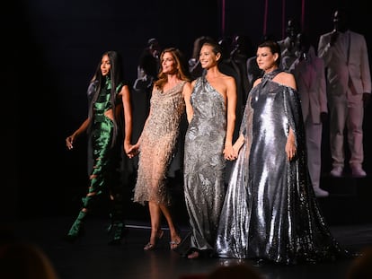 De izquierda a derecha, Naomi Campbell, Cindy Crawford, Christy Turlington y Linda Evangelista, durante la Vogue World Party, el 14 de septiembre de 2023, en Londres.