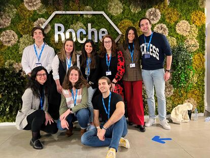 Integrantes del programa formativo de Roche 2022.