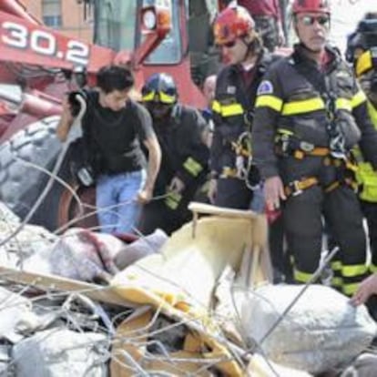 Se agotan las esperanzas de encontrar supervivientes entre los escombros