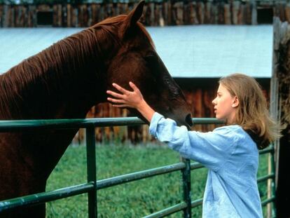 La actriz Scarlett Johansson interpreta a Grace MacLean en 'El hombre que susurraba a los caballos'.