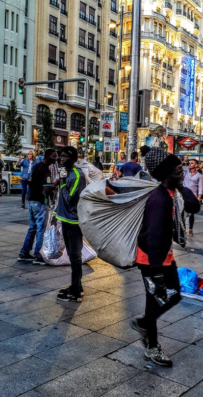 El Madrid multirracial de la Gran Vía.