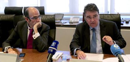 El presidente de Enagás, Antonio Llardén, y el consejero delegado, Marcelino Oreja.