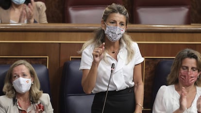 La vicepresidenta segunda del Gobierno y ministra de Trabajo y Economía Social, Yolanda Díaz, interviene en una sesión de control al Gobierno en el Congreso de los Diputados el pasado 15 de septiembre.