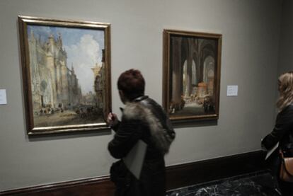 Las dos obras de Genaro Pérez Villaamil expuestas, ayer, en el Museo de Bellas Artes de Bilbao.