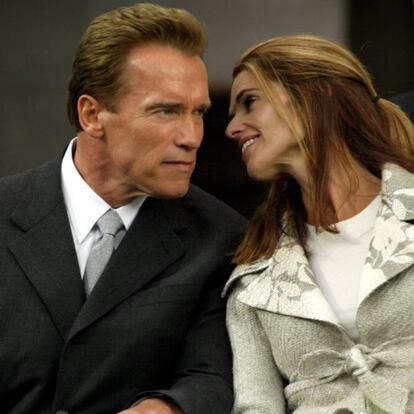 Maria Shriver y Arnold Schwarzenegger se divorciaron en 2011 tras 25 años de matrimonio porque el actor reconoció que había tenido un hijo con una exempleada del hogar, que tenía en ese momento 13 años. Shriver solicitó la custodia de sus dos hijos menores, Patrick y Christopher, aunque tienen otros dos: Katherine y Christina. La pareja no tenía un acuerdo prematrimonial por lo que los ingresos de la pareja se dividieron al 50%. La fortuna del actor estaba estimada en ese momento entre 400 y 800 millones de dólares. Finalmente, Schwarzenegger tuvo que pagar a su exmujer 200 millones de euros.