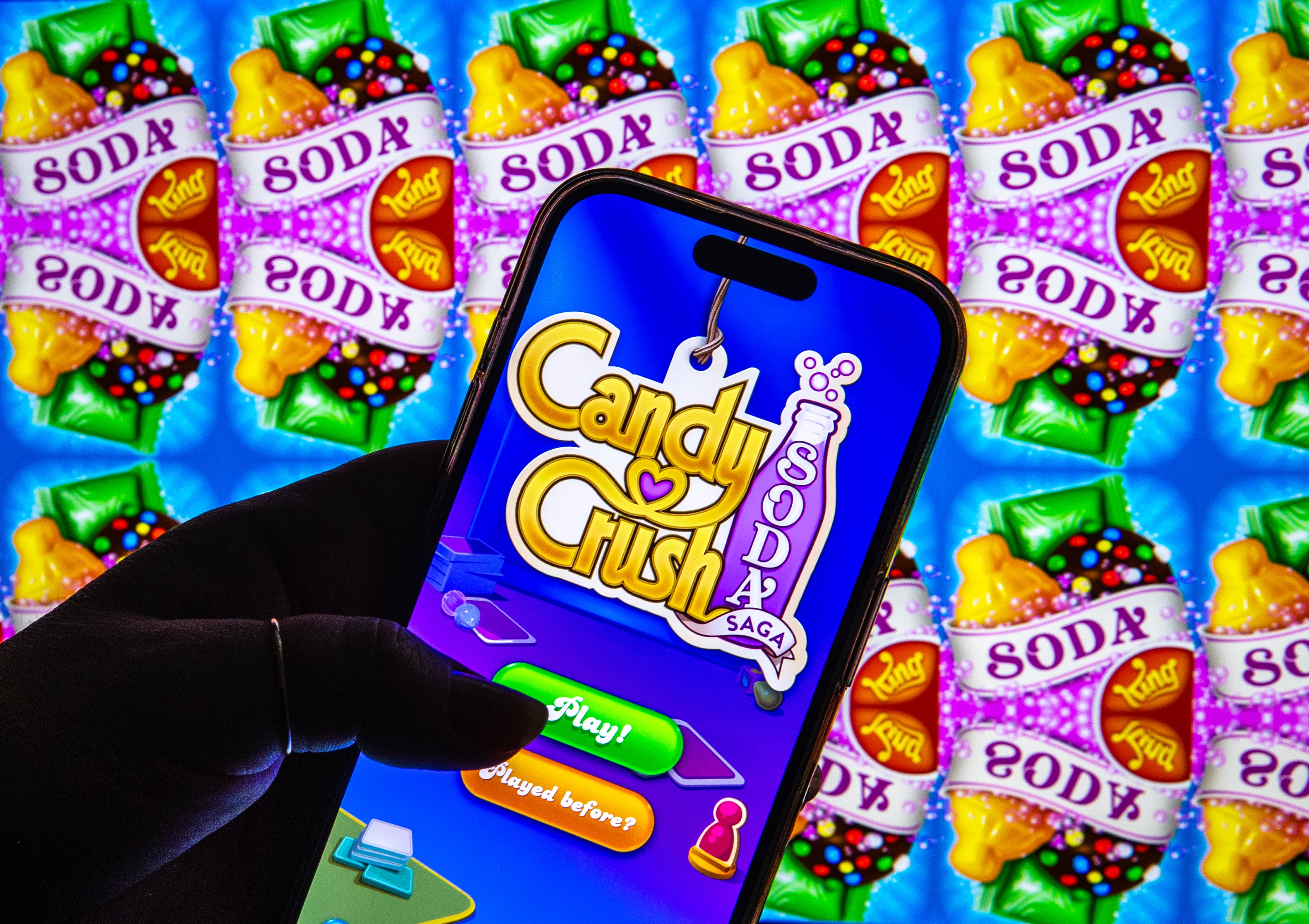 ¿’Candycrusheado’? Haz como Úrsula Corberó y descubre cómo desengancharte de los juegos de móvil