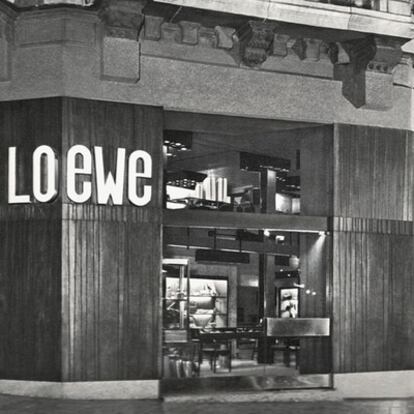 La tienda de Loewe en la Gran Vía de Bilbao, en una fotografía de 1961.