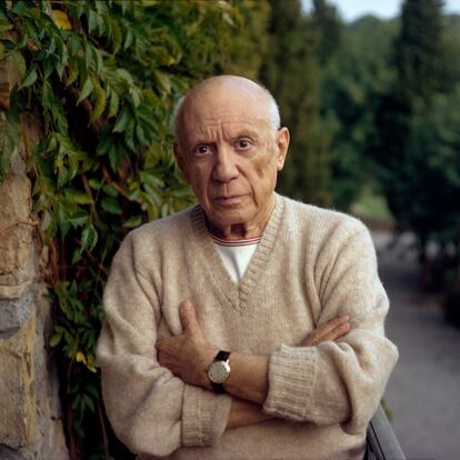 Pablo Picasso, con jersey, en 1966.