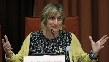 La consellera de Salud, Alba Vergès, en el Parlament.