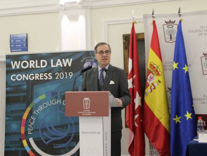 José María Alonso durante su discurso en el acto de presentación del World Law Congress en el ICAM. 