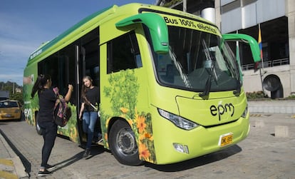 En Medellín, Colombia, ya están funcionando los autobuses eléctricos.