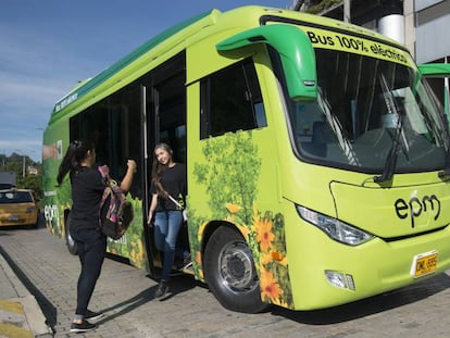 En Medellín, Colombia, ya están funcionando los autobuses eléctricos.