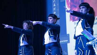 Presentación del colectivo 'Las tesis' en el Festival de Teatro de Manizales (Colombia), el 6 de octubre de 2022.