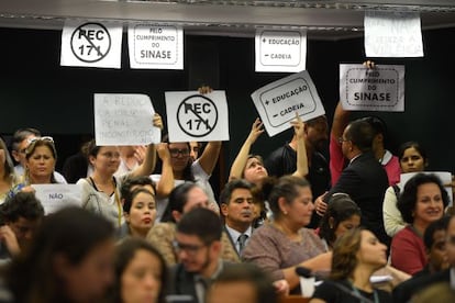 Protesto em março na CCJ contra a PEC 171.