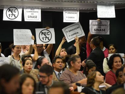 Protesto em março na CCJ contra a PEC 171.