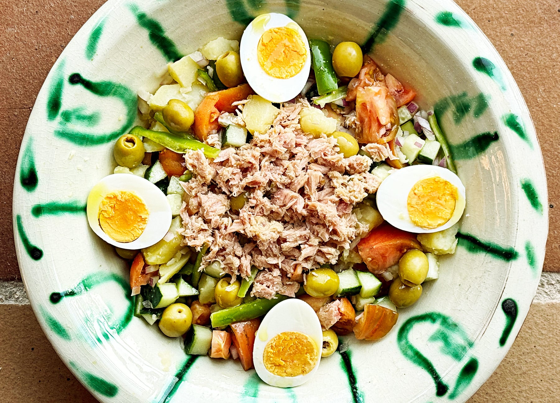Piriñaca cántabra, la ensalada de patatas norteña