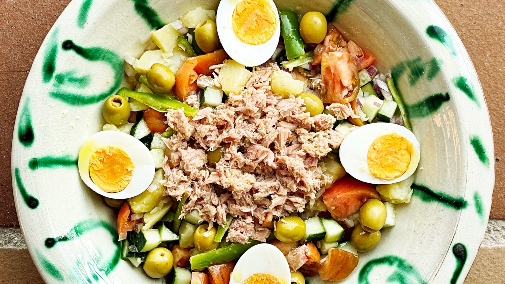Piriñaca cántabra, la ensalada de patatas norteña -image