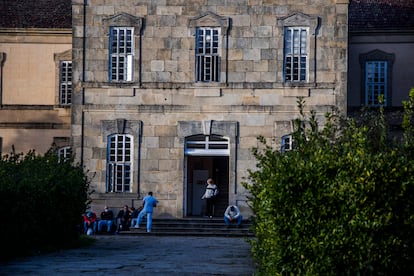 Entrada al hospital psiquiátrico de Conxo, en Santiago, en marzo de 2021.