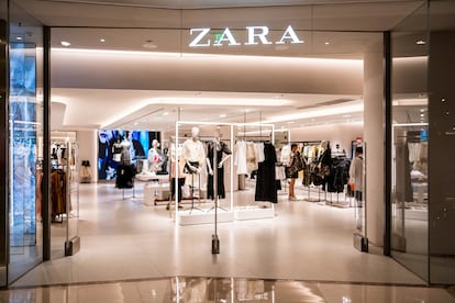 Spanish fast fashion retailer Zara store and logo seen in