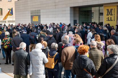 GRAFCAT9489. LLEIDA, 10/03/2021.- Aspecto del acto que ha celebrado el Círculo de Amigos del Museo de Lleida en contra del traslado de las últimas obras de arte sacro al Museo Diocesano de Barbastro-Monzón. EFE/Ramón Gabriel