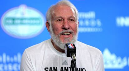 Gregg Popovich, técnico dos Spurs.