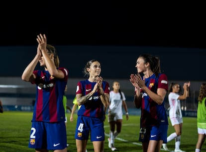 Jugadores del FC Barcelona Femenino después de la victoria de este sábado frente al Madrid CFF.