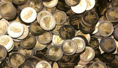 En la imagen, monedas de dos euros.