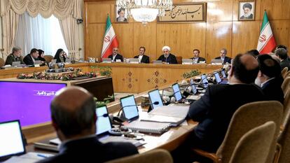 El presidente iraní, Hasan Rohani, preside este miércoles la reunión del Gobierno en Teherán. 