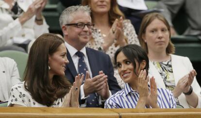 Kate Middleton y Meghan Markle, este sábado en Wimbledon. 