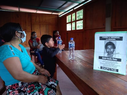 Familiares de Antonio González Méndez en Chiapas.