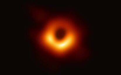 Primera imagen real de un agujero negro