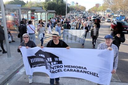 Los manifestantes, durante la marcha celebrada el 29 de marzo de 2023 en Carabanchel.