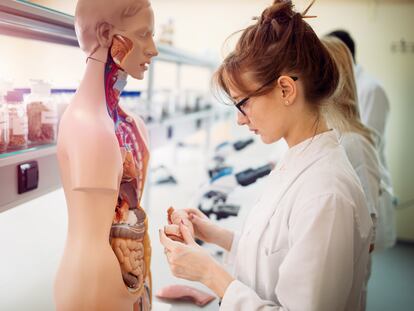 Una universidad para el presente; una preparación para toda la vida