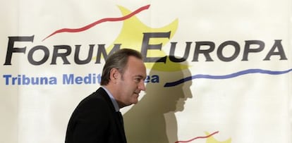 El presidente de la Generalitat Valenciana, Alberto Fabra, durante su intervenci&oacute;n en el acto de inauguraci&oacute;n del &quot;Forum Europa.Tribuna Meditrerr&aacute;nea&quot;