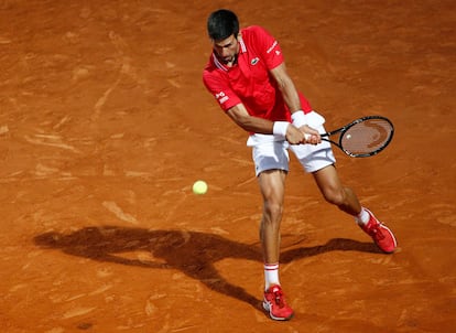 Djokovic, ayer durante el partido contra Sonego.