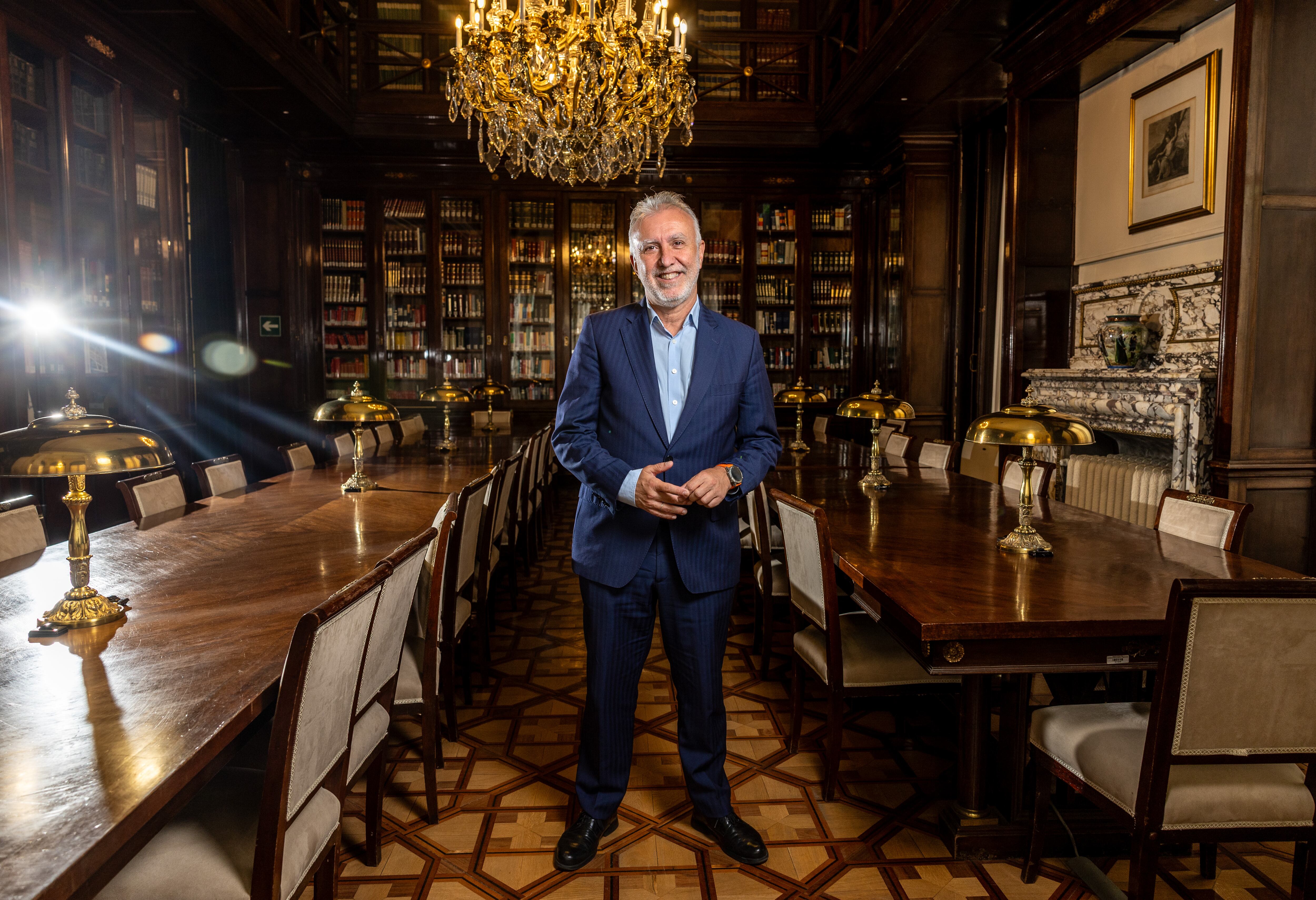 Ángel Víctor Torres, ministro de Política Territorial y Memoria Democrática, el pasado jueves en la sede del Ministerio en Madrid.  