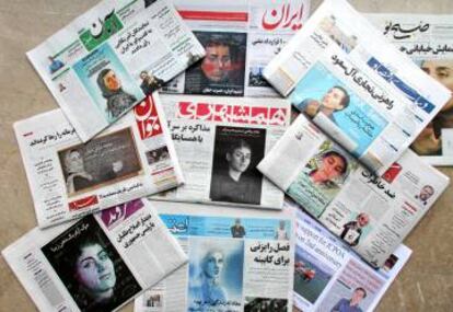 Periódicos publicados este sábado en Irán, con Maryam Mirzakhani en la portada.