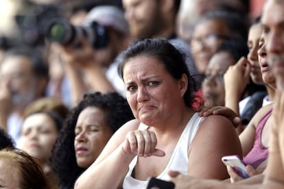 Enquanto Lula discursava, uma plateia atenta e chorosa, em São Bernardo do Campo, acompanhava.