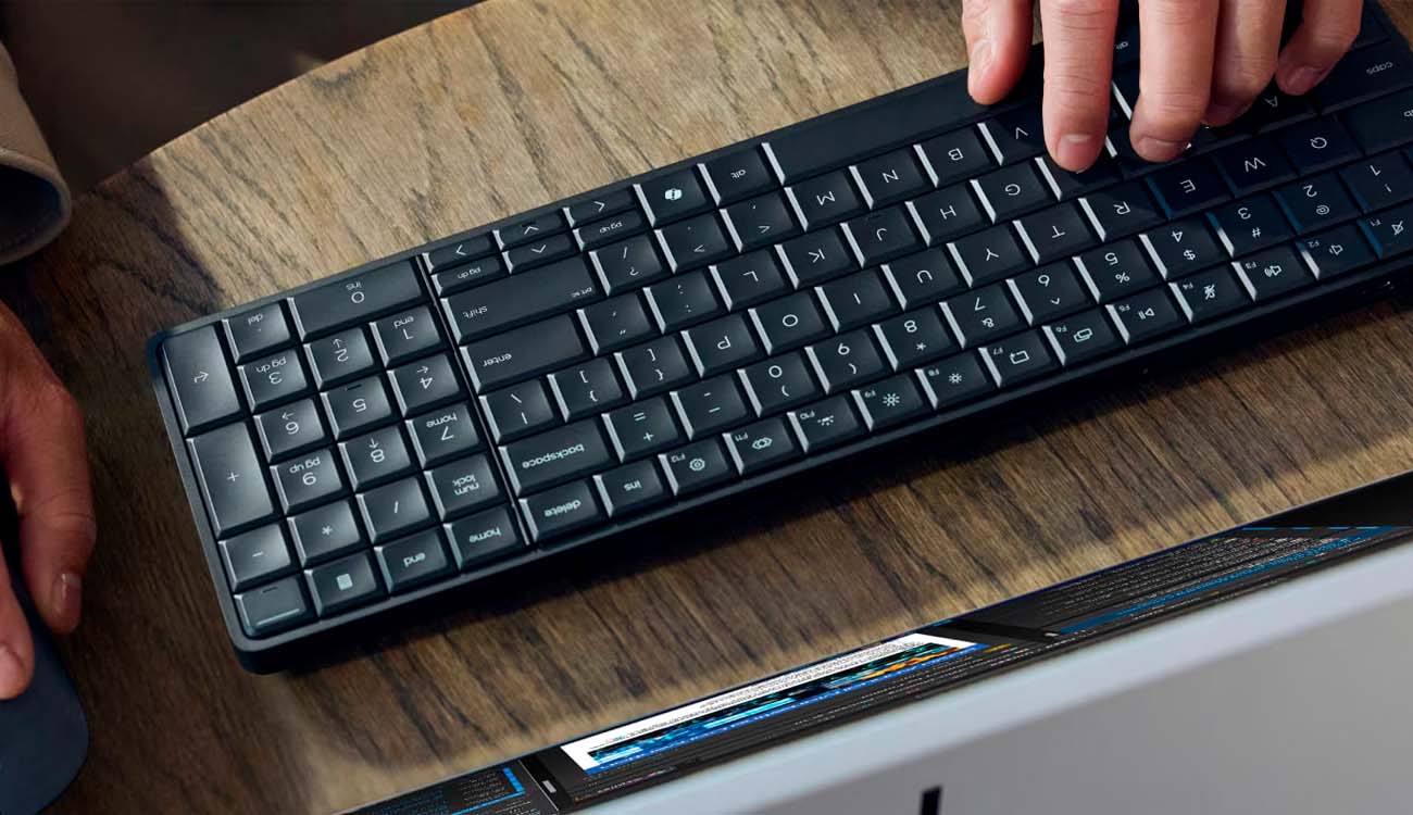 HP revoluciona el escritorio con EliteBoard: un ordenador completo dentro de un teclado