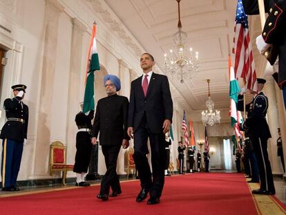 El presidente Obama y el primer ministro indio, Manmohan Singh, ayer en la Casa Blanca.