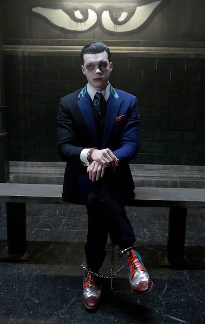 Cameron Monaghan, a medio camino entre Frankestein y Nosferatu.