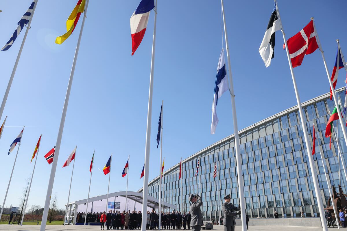 Finland joins NATO in major blow to Russia over Ukraine war ...