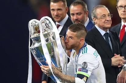 Sergio Ramos levanta la 13ª ante Florentino Pérez