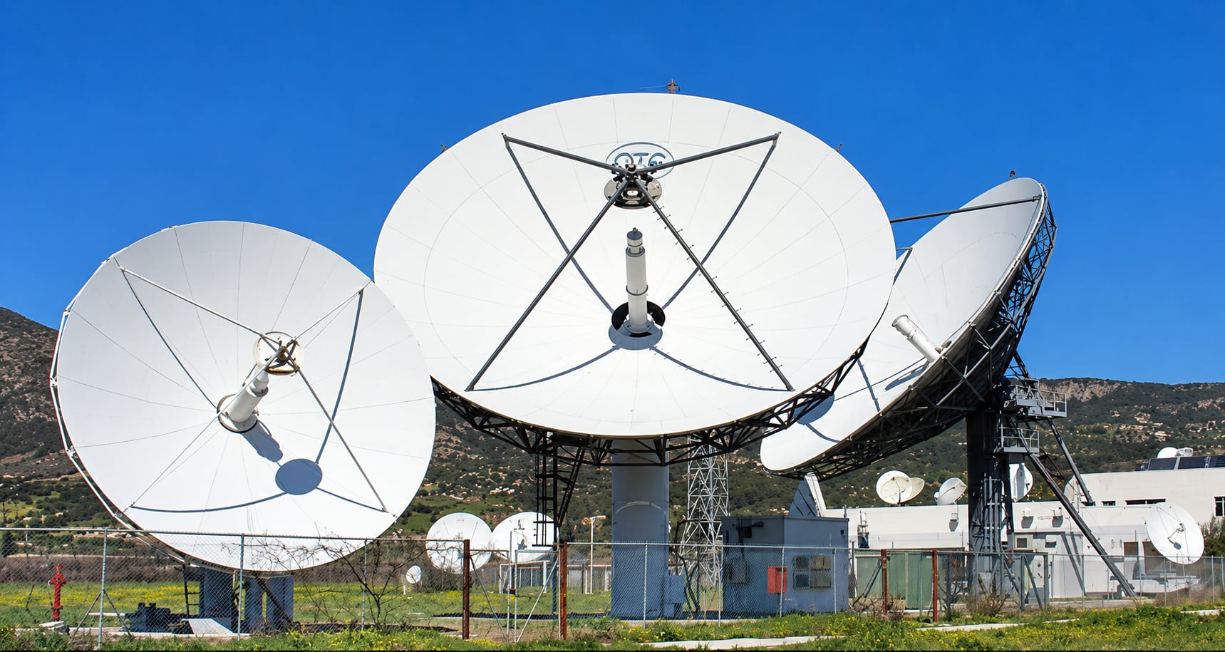 Telefónica y las grandes ‘telecos’ europeas sondean una alianza satelital para competir contra Starlink