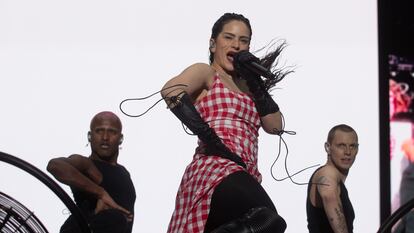 Rosalía durante su presentación en el festival Ceremonia 2023.