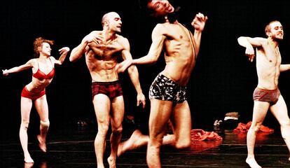 Un momento del espectáculo de Alain Platel 'Out of Context-for Pina'.