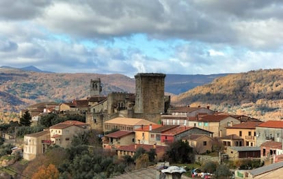 Vista de Miranda del Castañar (Salamanca), miembro de la asociación Los Pueblos más Bonitos de España. 