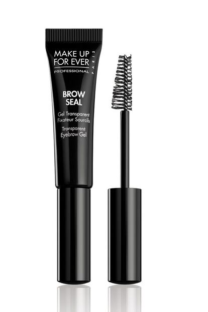 Brow Seal de Make Up Forever (14,90 euros) es un gel fijador transparente pero no pegajoso que se aplica sobre las cejas evitando que los pelitos se muevan. Su efecto es muy natural y dura todo el día. En exclusiva en Sephora.