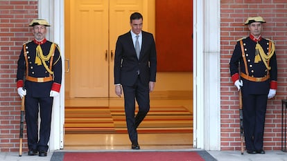 El presidente del Gobierno, Pedro Sánchez, antes de recibir al secretario general de la OTAN, Mark Rutte, el lunes en La Moncloa.